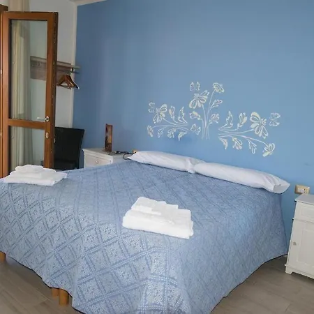 Blu Day Guesthouse Konukevi *